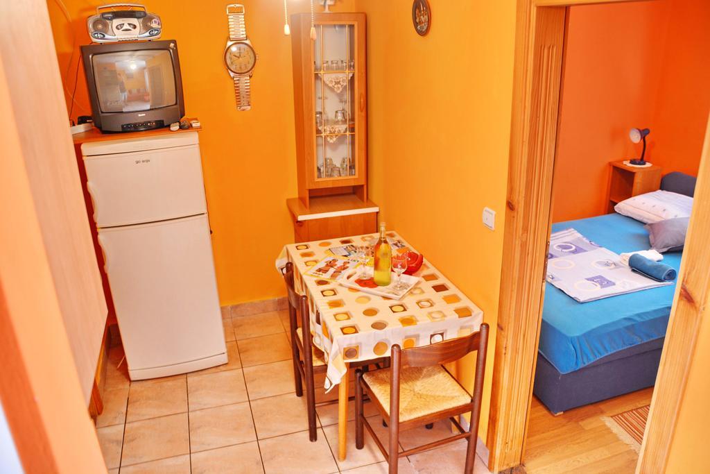 Apartments Sandra Vir Exterior foto
