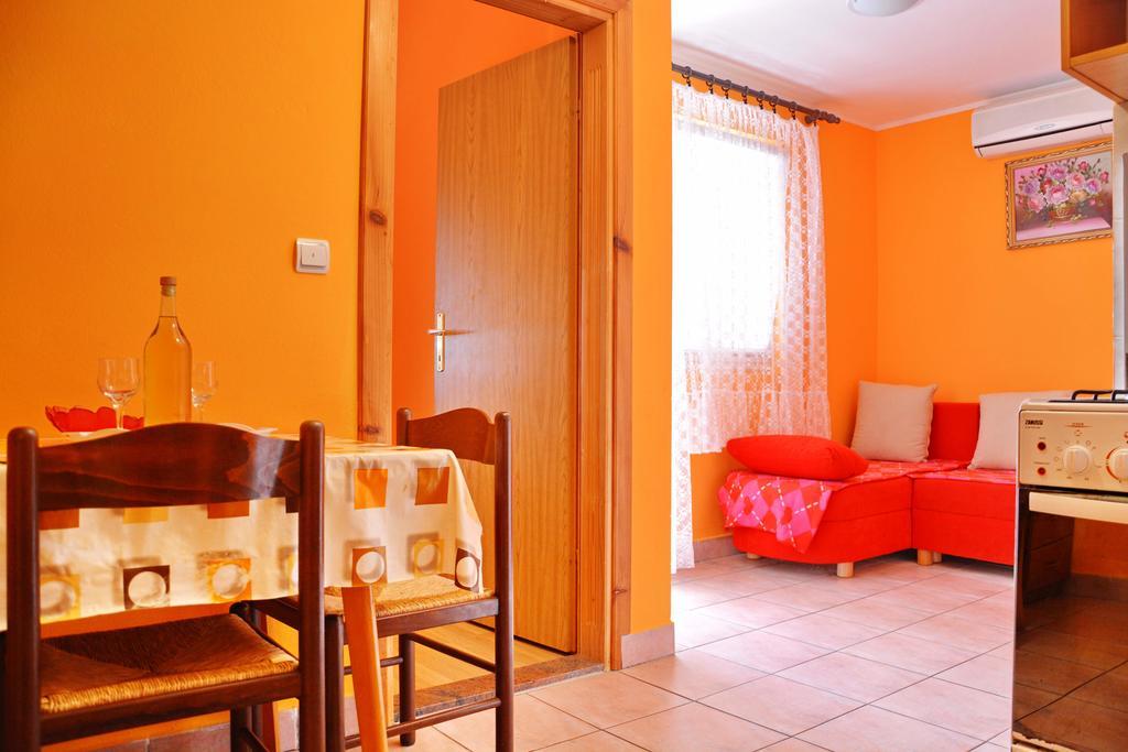 Apartments Sandra Vir Exterior foto