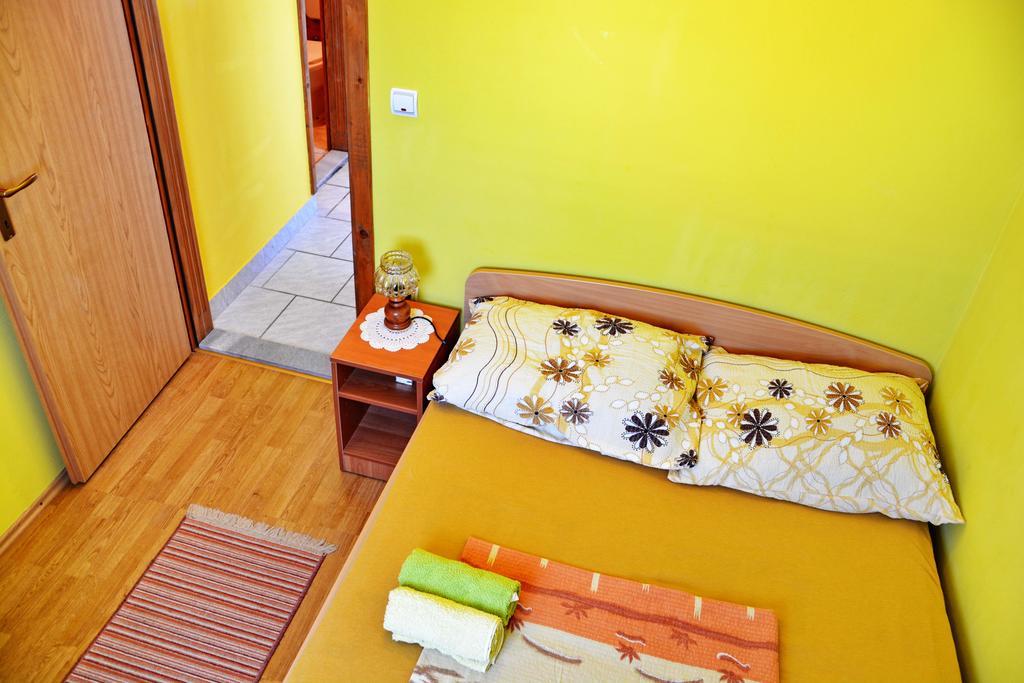 Apartments Sandra Vir Exterior foto