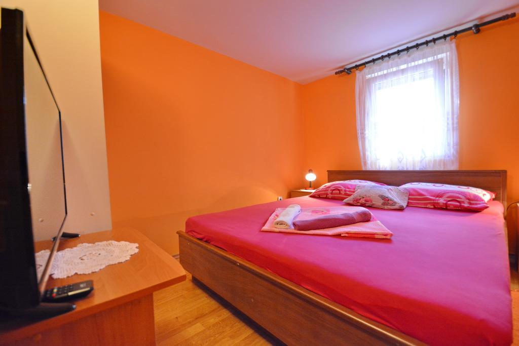 Apartments Sandra Vir Exterior foto